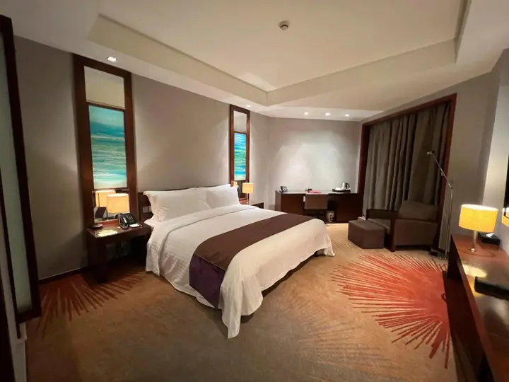 Шанхай: Baolong Hotel Shanghai