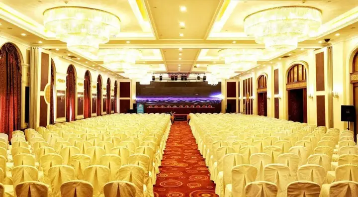 Далянь: Grand Cypress Teda Dalian