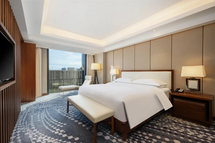 Цзинань: InterContinental Jinan City Center by IHG