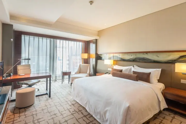 Цзинань: InterContinental Jinan City Center by IHG