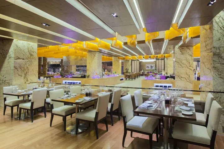 Цзинань: InterContinental Jinan City Center by IHG
