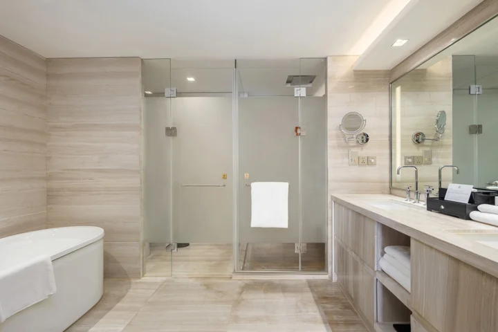 Цзинань: InterContinental Jinan City Center by IHG