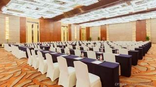 Цзинань: InterContinental Jinan City Center by IHG
