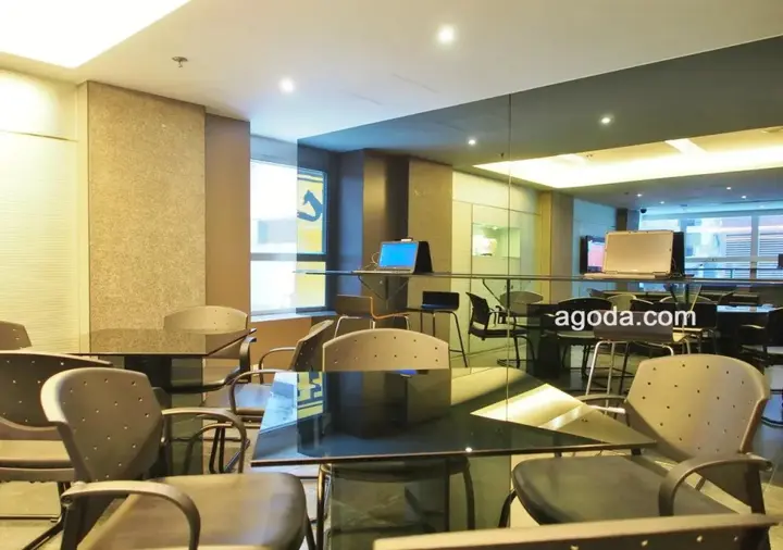 Гонконг: Hotel Benito