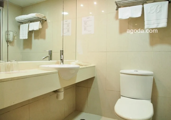 Гонконг: Hotel Benito