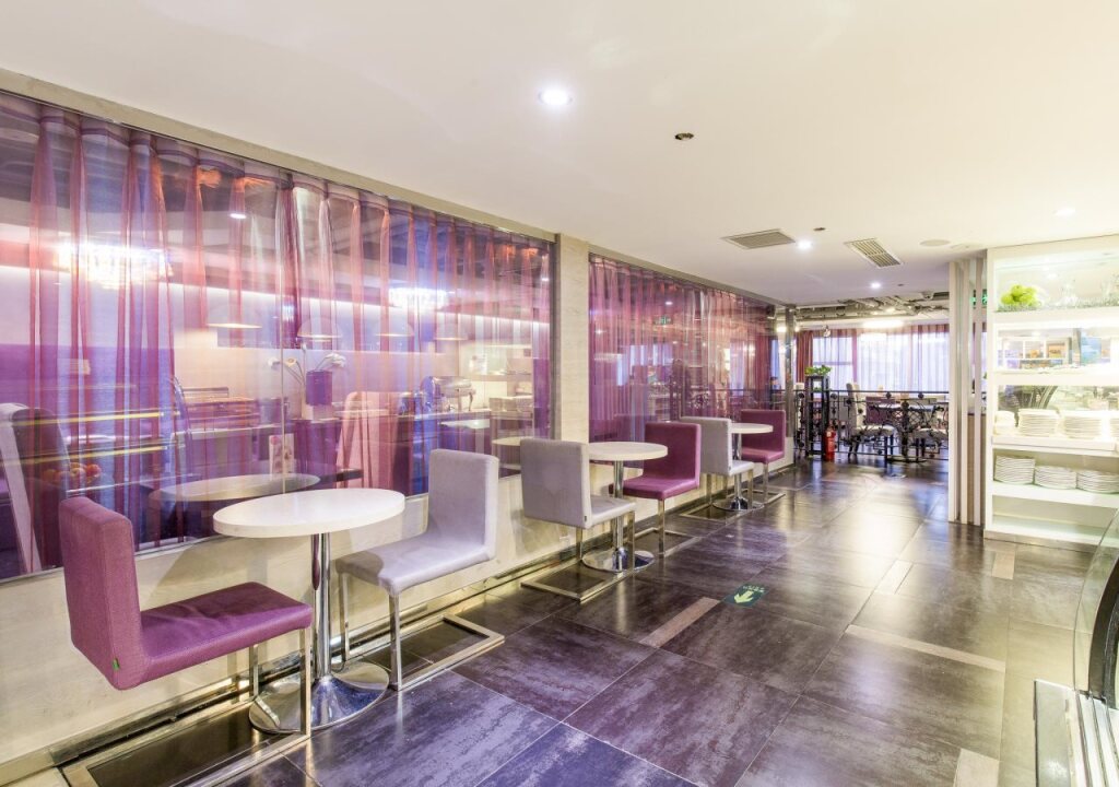Пекин: FX Hotel Yansha