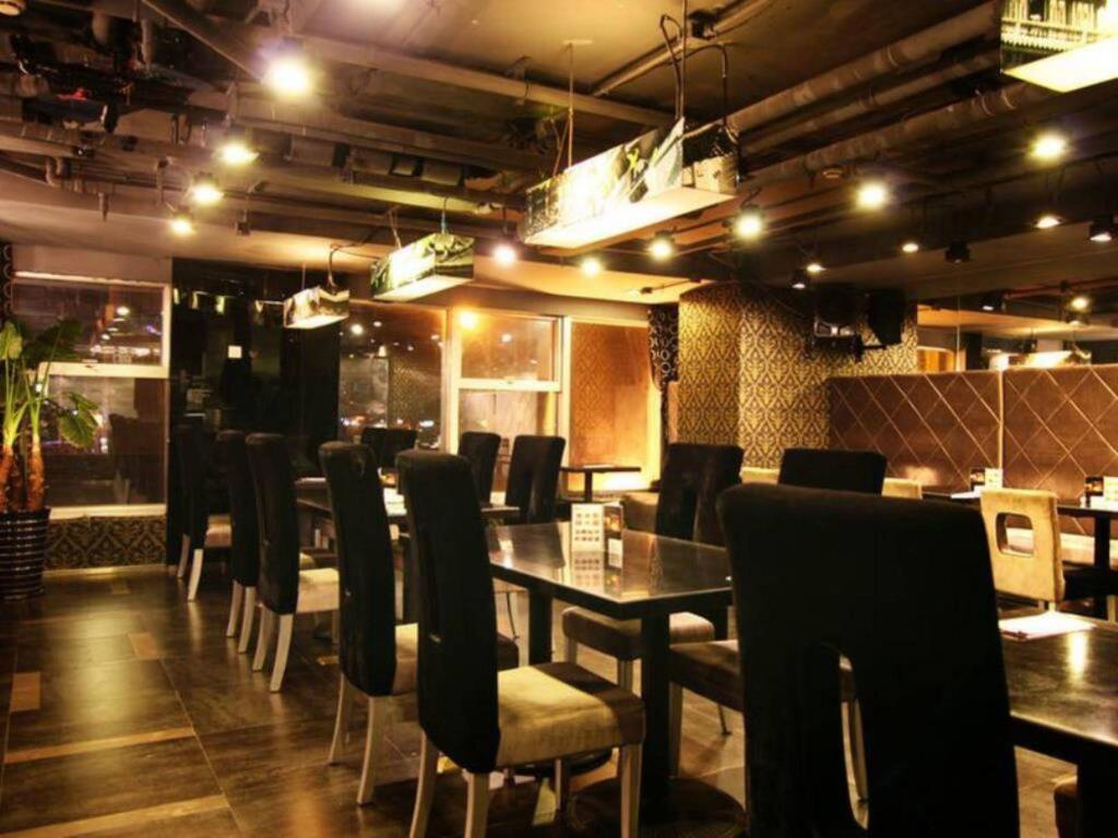 Пекин: FX Hotel Yansha