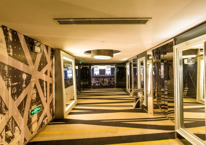 Пекин: FX Hotel Yansha