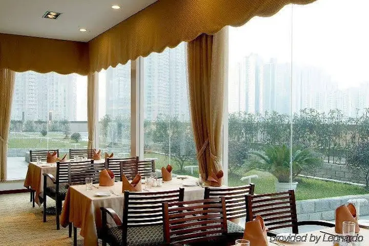 Шанхай: Eversunshine Residence Pudong