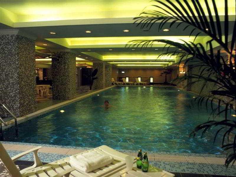 Пекин: Lee Garden Service Apartment