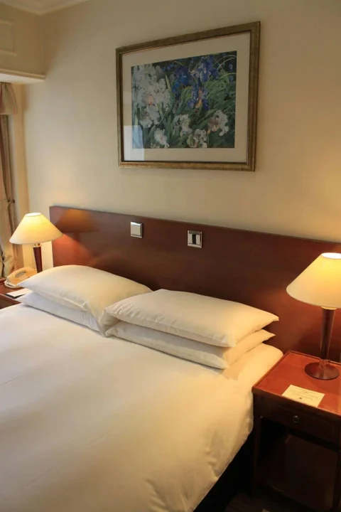Гонконг: The Emperor (Happy Valley) Hotel