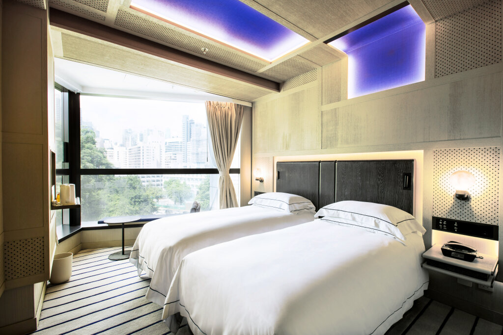 Гонконг: The Emperor (Happy Valley) Hotel