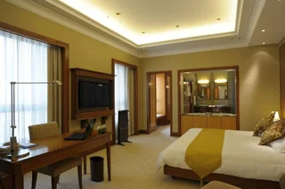 Гонконг: The Emperor (Happy Valley) Hotel