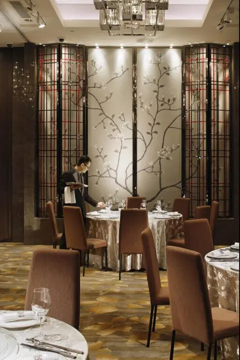 Коулун: Royal Plaza Hotel