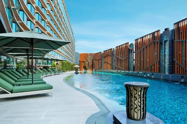 Коулун: Royal Plaza Hotel