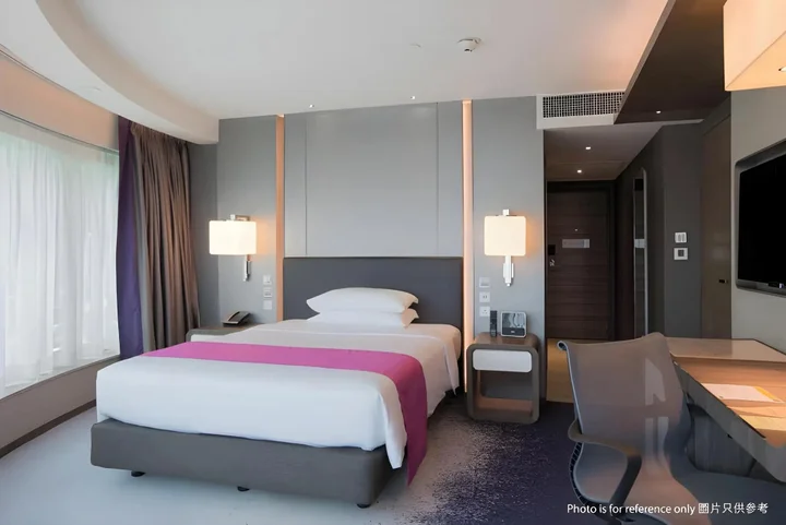 Коулун: Royal Plaza Hotel