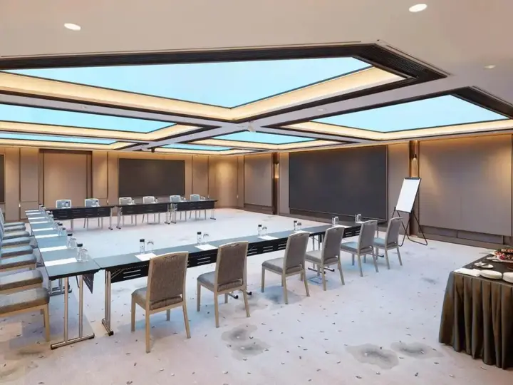 Гонконг: Novotel Century Hong Kong