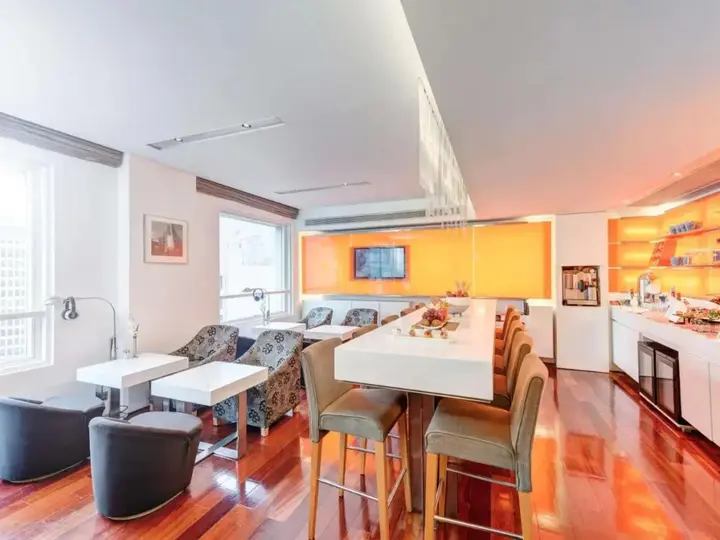 Гонконг: Novotel Century Hong Kong