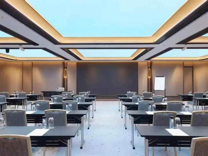 Гонконг: Novotel Century Hong Kong