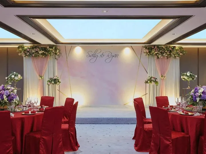 Гонконг: Novotel Century Hong Kong