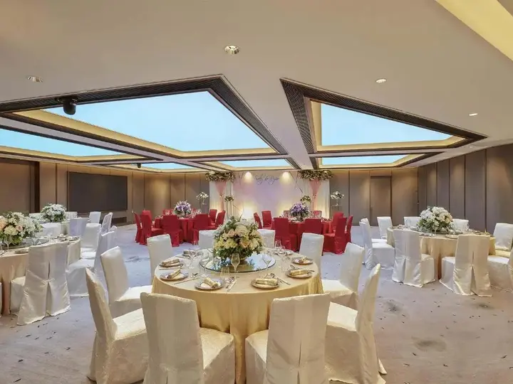 Гонконг: Novotel Century Hong Kong