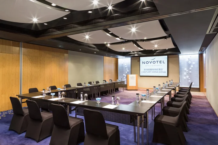 Гонконг: Novotel Century Hong Kong