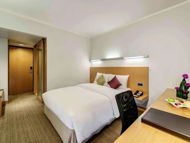 Гонконг: Novotel Century Hong Kong