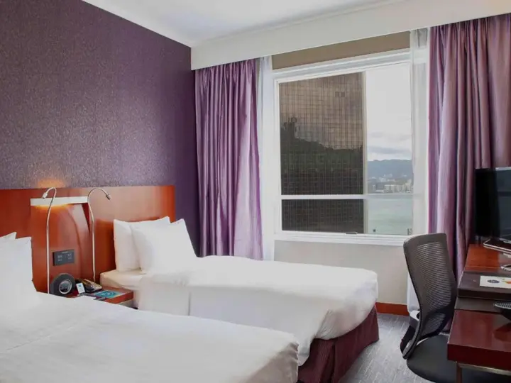Гонконг: Novotel Century Hong Kong