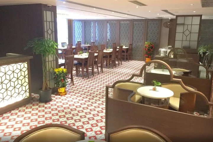 Гонконг: Largos Hotel