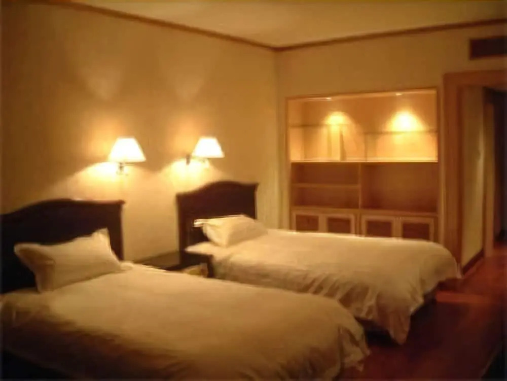 Гонконг: Oriental Pearl Budget Hotel