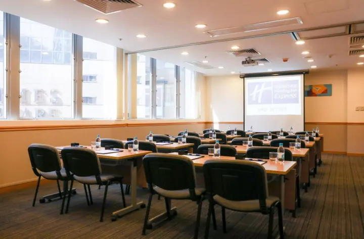 Гонконг: Holiday Inn Express Causeway Bay Hong Kong by IHG