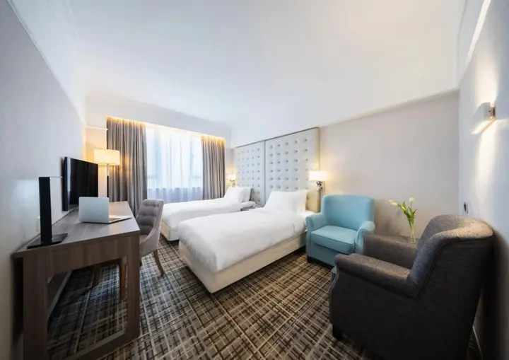 Гонконг: Panda Hotel