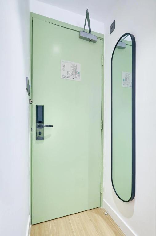 Коулун: Silka Seaview Hotel