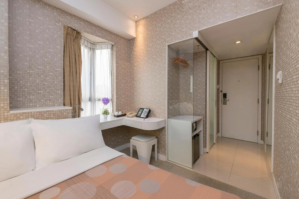 Коулун: Silka Seaview Hotel