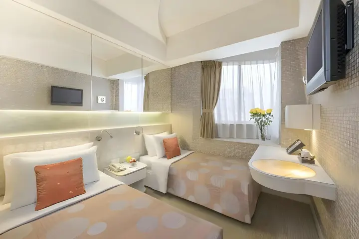 Коулун: Silka Seaview Hotel