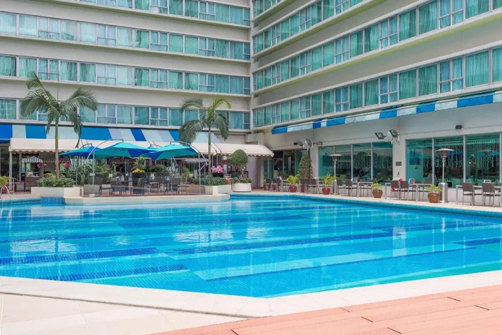 Гонконг: Regal Riverside Hotel