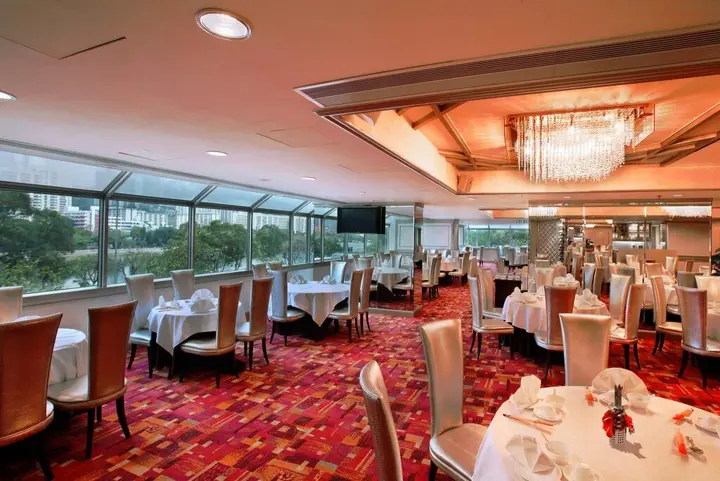 Гонконг: Regal Riverside Hotel