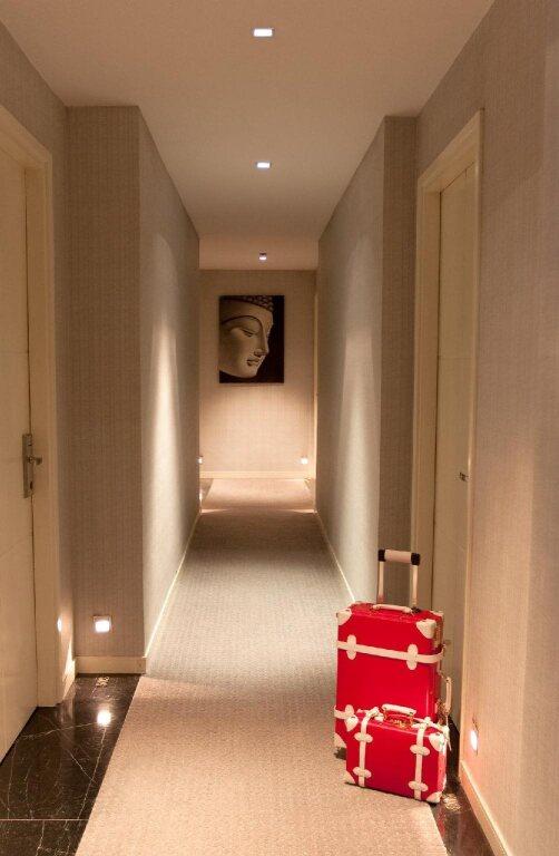 Гонконг: Cosmo Hotel Hong Kong