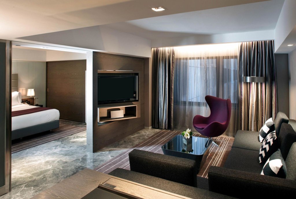 Гонконг: The Mira Hong Kong Hotel