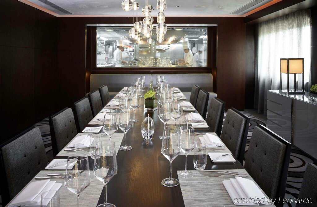 Гонконг: The Mira Hong Kong Hotel