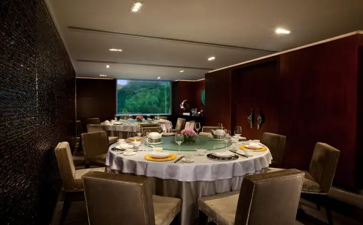 Гонконг: The Mira Hong Kong Hotel