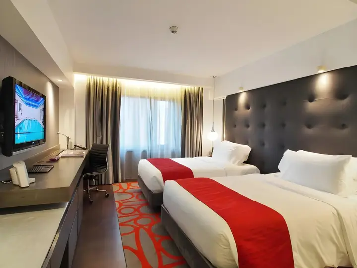 Гонконг: The Mira Hong Kong Hotel