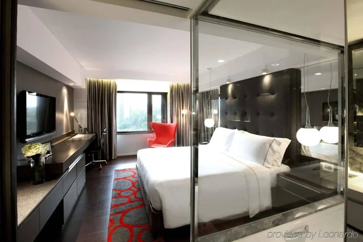 Гонконг: The Mira Hong Kong Hotel
