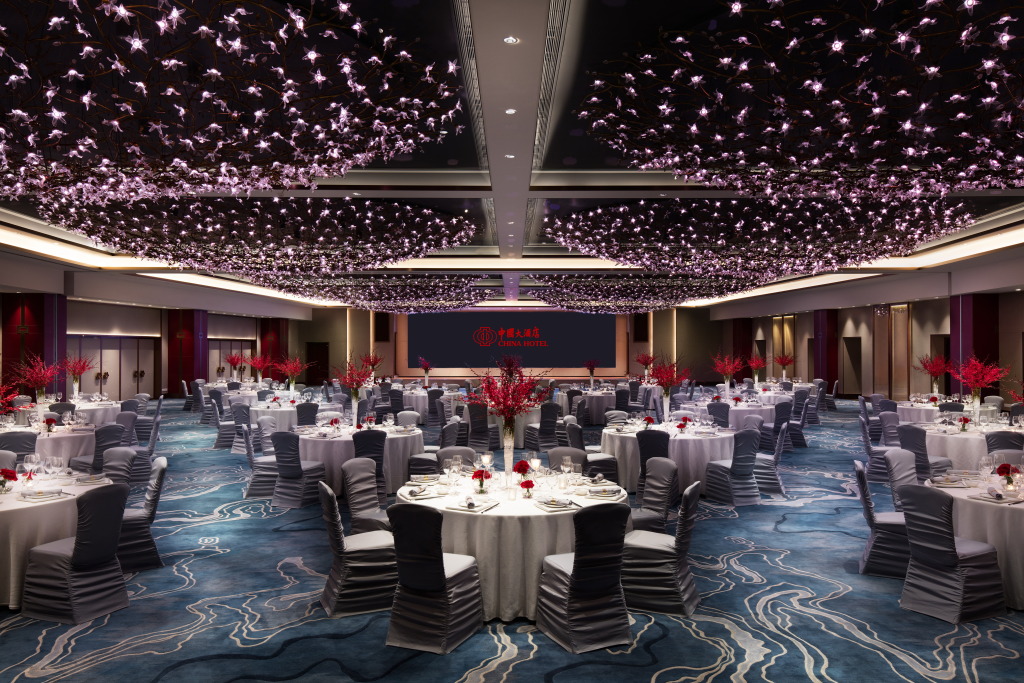 carousel image 4