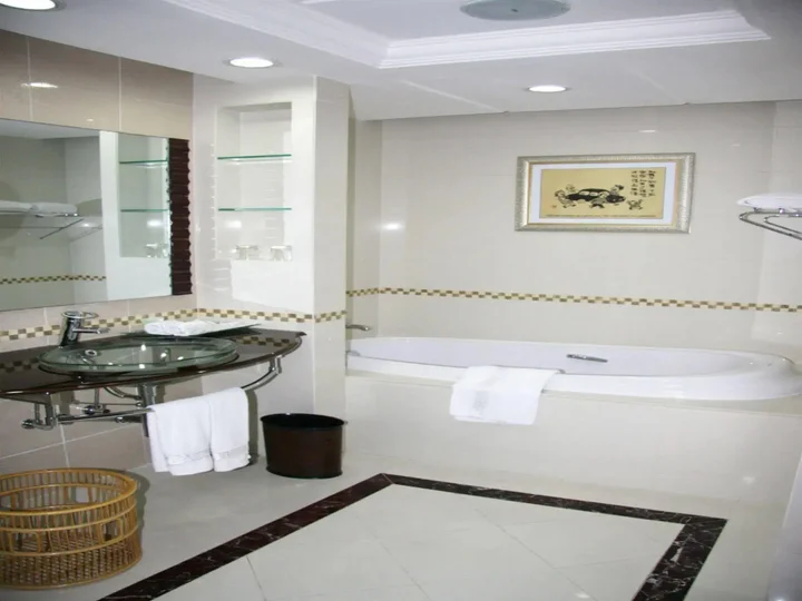 Гуанчжоу: Guangzhou Phoenix City Hotel