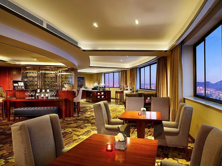 Цзинань: Enlux Hotel
