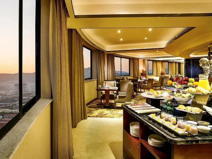 Цзинань: Enlux Hotel