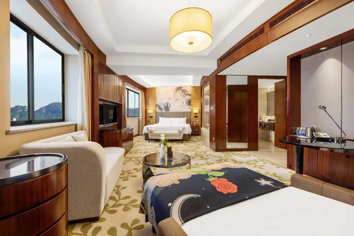 Цзинань: Enlux Hotel
