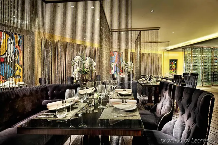 Цзинань: Enlux Hotel