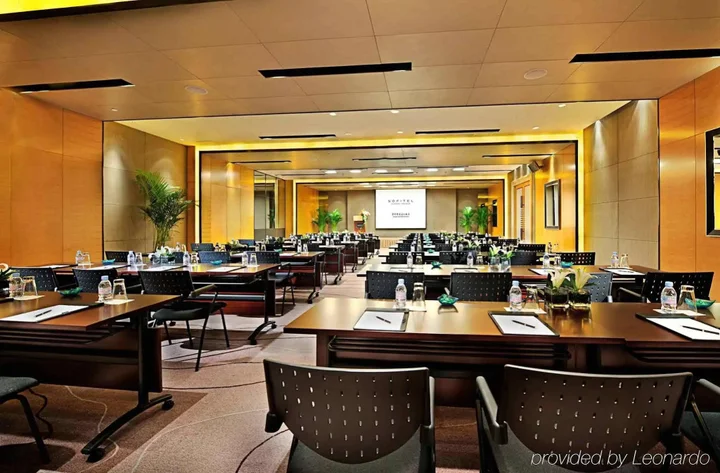 Цзинань: Enlux Hotel